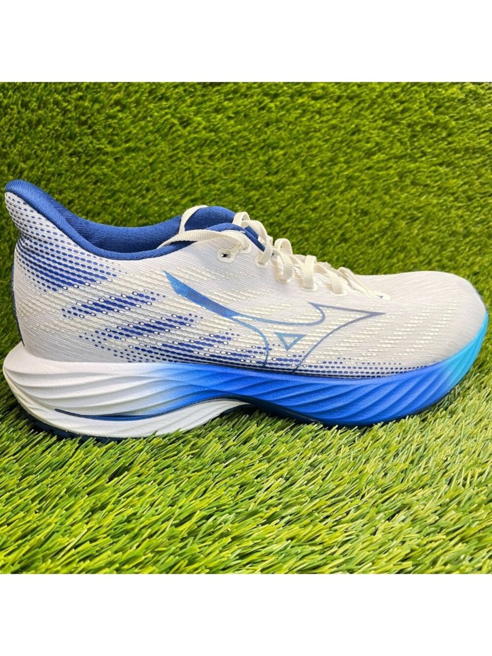 Mizuno Wave Rider 28 Mens Size 11.5 White Blue Athletic Running Shoes Sneakers